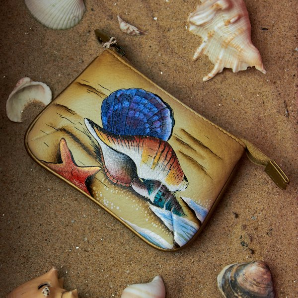 Wallets & Pouches