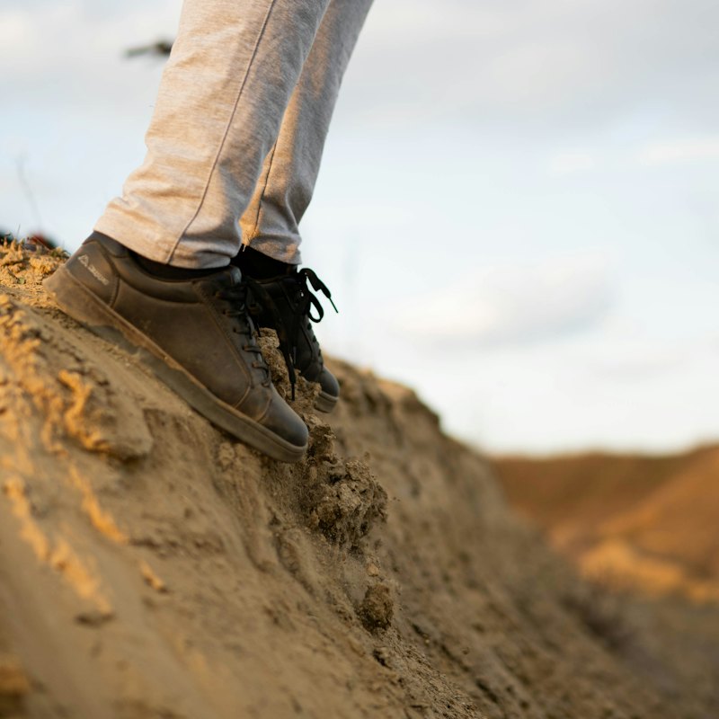 Quick-Dry Trek Pants